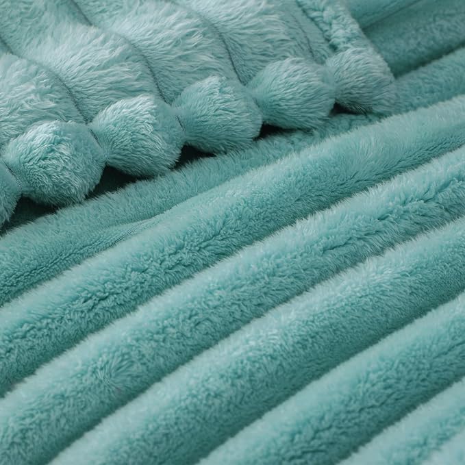 Exclusivo Mezcla Striped King Size Fleece Blanket - Image 4