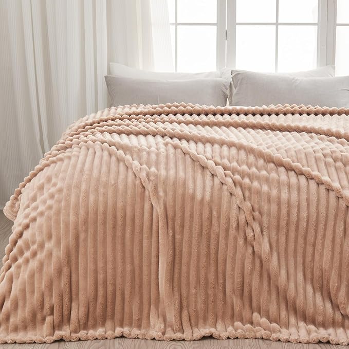 NEWCOSPLAY Fleece Ribbed Cozy Queen Blanket by NEWCOSPLAY