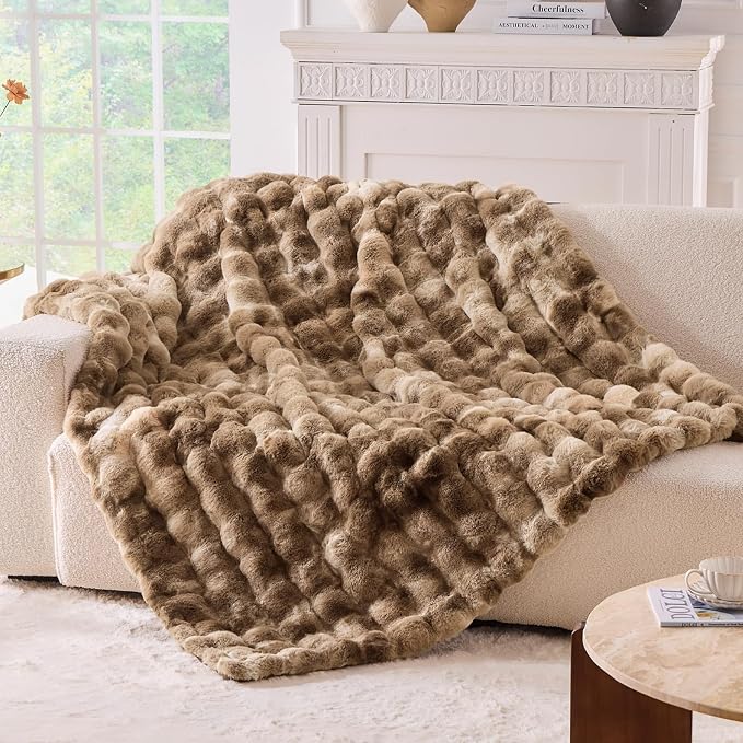 BENVWE Fluffy Faux Fur Throw Blanket by BENVWE
