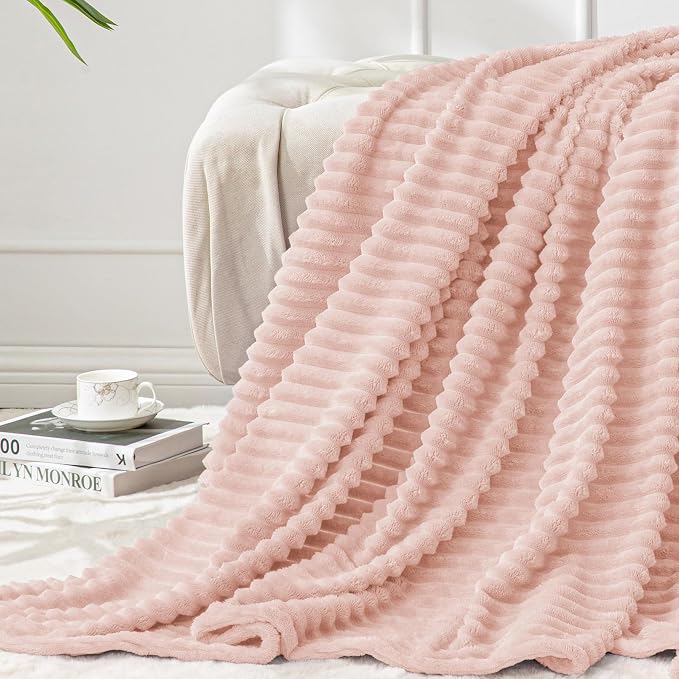 BEDELITE Ribbed Jacquard Light Pink Fleece Twin Blanket by BEDELITE