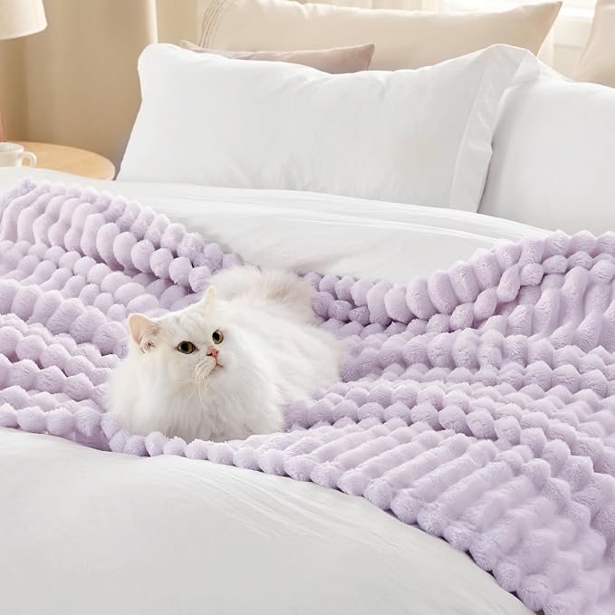 Bedsure Soft King Size Blankets - Image 7