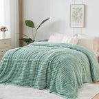 NEWCOSPLAY Fleece Ribbed Cozy Throw Blanket - Image 9