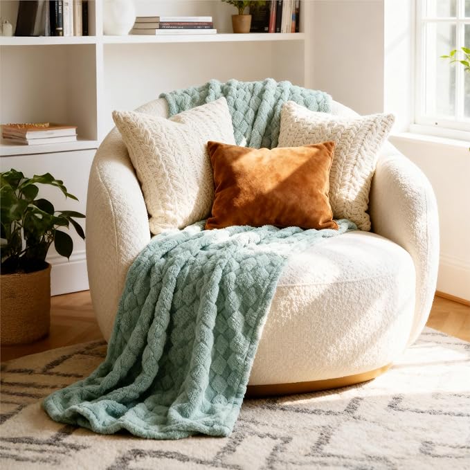 Bedsure GentleSoft Sage Green Twin XL Blanket - Image 8