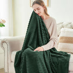 BEDELITE 3D Ribbed Emerald Green Fleece Throw Blanket - Image 4