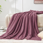 BEDELITE 3D Ribbed Jacquard Plum Fleece Twin Blanket - Image 7