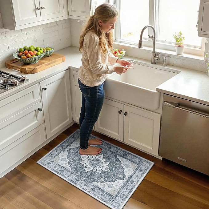 RELEANY Washable Area Rug, Small 2'x3', Water Repellent, Pet Friendly, Vintage - Image 2
