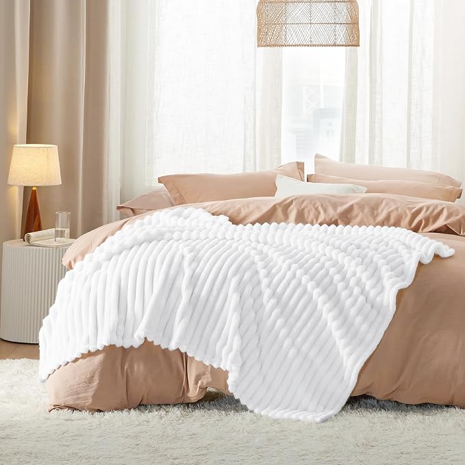 Bedsure Soft Throw Blanket for Couch Decor Gifts Bright White 50"x60" | - Image 7