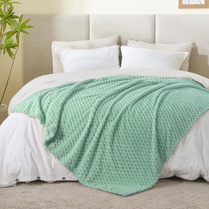 BEDELITE Mint Green Throw Blanket - Image 5