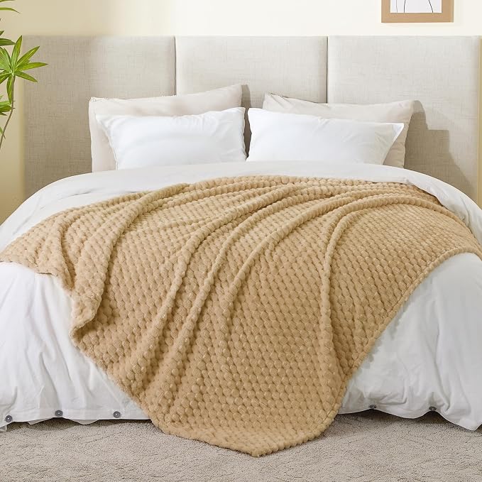 BEDELITE Camel Twin Blanket for Couch, Soft Cozy Gifts for Women, 60 * 80 | 3D - Image 3