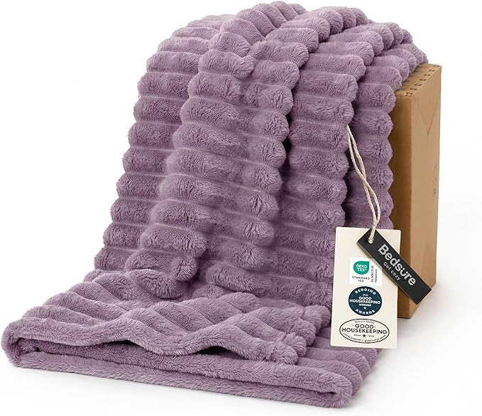 Bedsure Soft Light Purple Throw Blanket by Unknown
