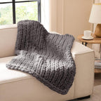 L'AGRATY Chunky Knit Throw Blanket by LAGRATY
