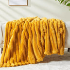 NEWCOSPLAY Fleece Ribbed Cozy King Blanket - Image 8