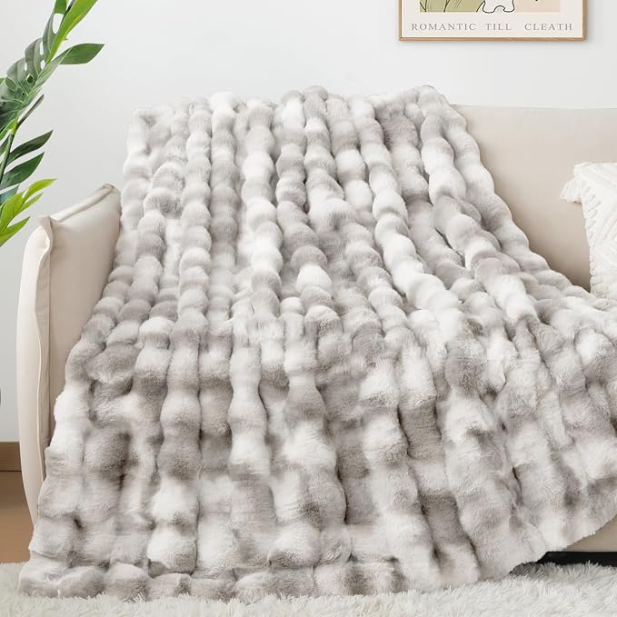 Luxury 1000GSM Faux Rabbit Fur Throw Blanket, Super Heavy Warm Cozy Grey - Image 4