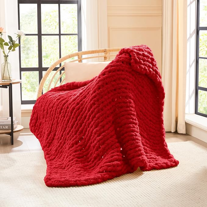 L'AGRATY Chunky Knit Throw Blanket by LAGRATY