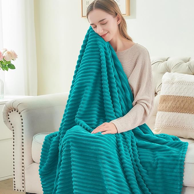 BEDELITE Ribbed Jacquard Ocean Blue Blankets Queen Size - Image 3
