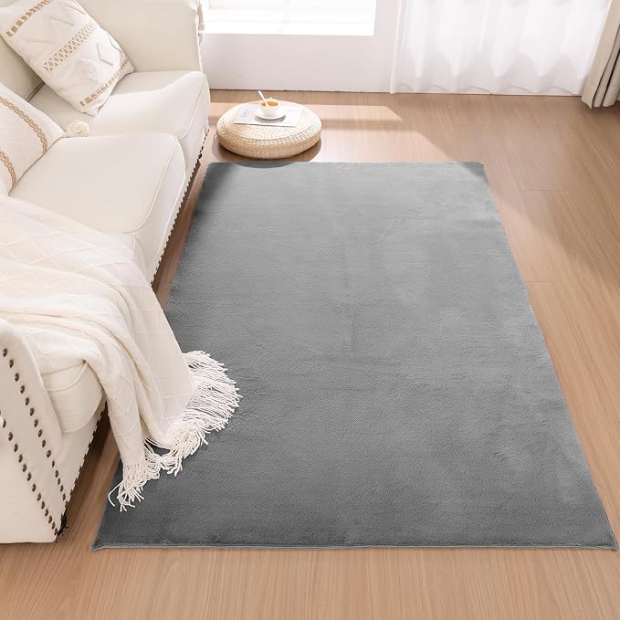 SHACOS Ultra Soft Faux Rabbit Fur Area Rug 3'x5', Non Slip Washable Padded by SHACOS