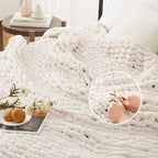 L'AGRATY Chunky Knit Throw Blanket - Image 3
