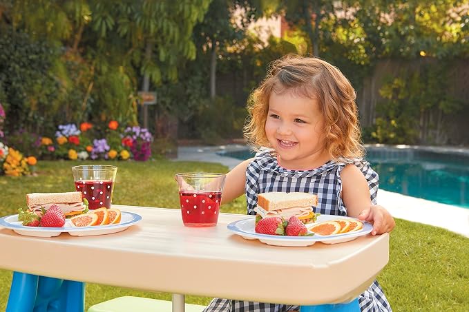 Little Tikes Easy Store Picnic Table - Image 3