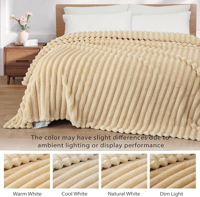 Exclusivo Mezcla Striped Queen Size Fleece Blanket - Image 3