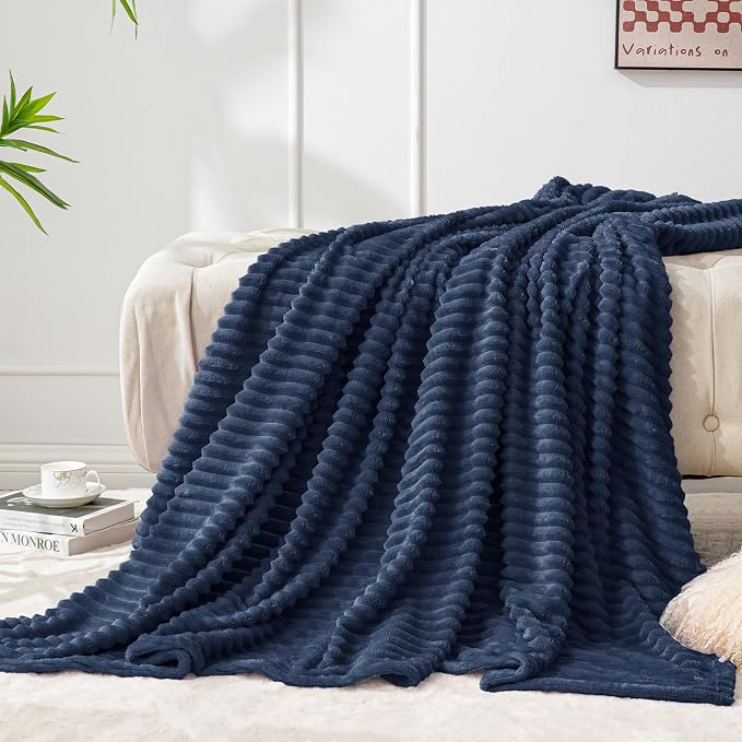 BEDELITE 3D Ribbed Navy Blue Fleece Throw Blanket by BEDELITE