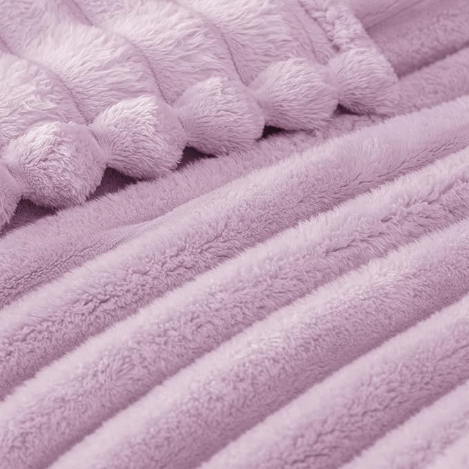 Exclusivo Mezcla Striped Fleece Throw Blanket - Image 4