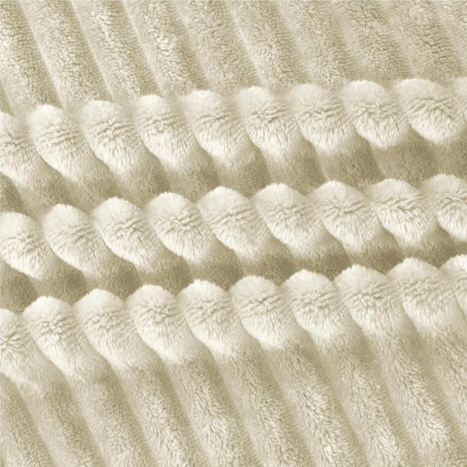 BEDELITE 3D Ribbed Jacquard Beige Blankets Queen Size - Image 4