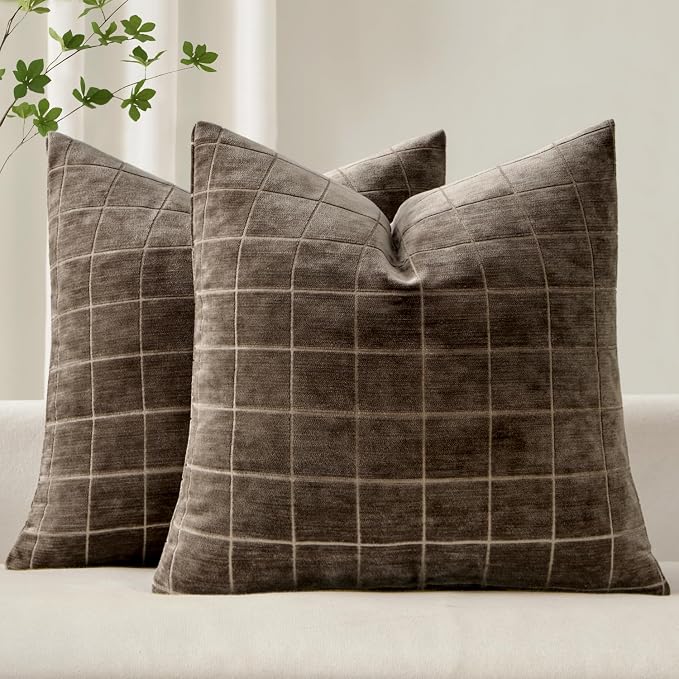 MIULEE Decorative Chenille Check Throw Pillow Covers Vintage Plaid Couch by MIULEE