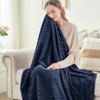 BEDELITE 3D Ribbed Jacquard Navy King Size Blankets - Image 3