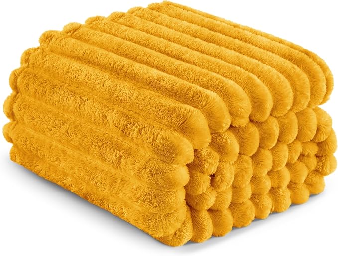 Exclusivo Mezcla Striped Fleece Throw Blanket - Image 6