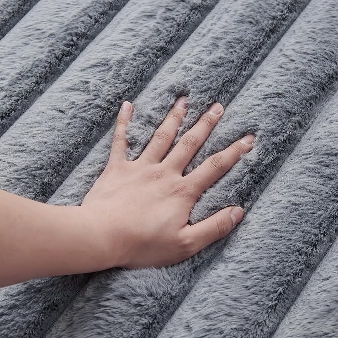Blue Grey Rabbit Striped Plush Rug 3'x5', Fluffy Shaggy Area Rug - Image 4