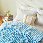 NEWCOSPLAY Fleece Ribbed Cozy Queen Blanket - Image 9