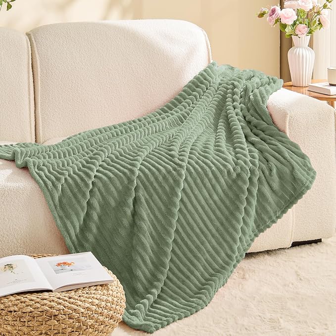 BEDELITE Ribbed Sage Grey Green Fleece Throw Blanket - Image 8