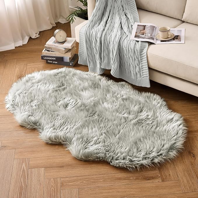 MIULEE Fluffy Area Rug 3x5 ft Faux Fur Sheepskin Rug - Image 6