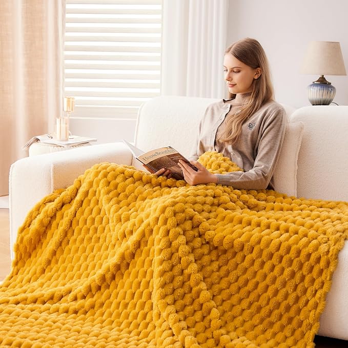 NEWCOSPLAY Fleece Clouds Cozy Throw Blanket - Image 5
