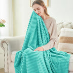 BEDELITE 3D Ribbed Jacquard Aqua Fleece Twin Blanket - Image 4