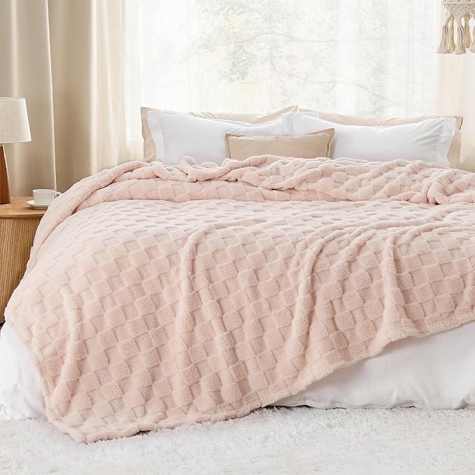 Bedsure GentleSoft California King Blanket - Image 6