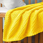 Exclusivo Mezcla Waffle Fleece Throw Blanket - Image 4