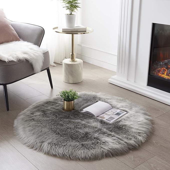 SERISSA 3x3 Fluffy Grey Round Faux Fur Area Rug by SERISSAHomeDecorCollection