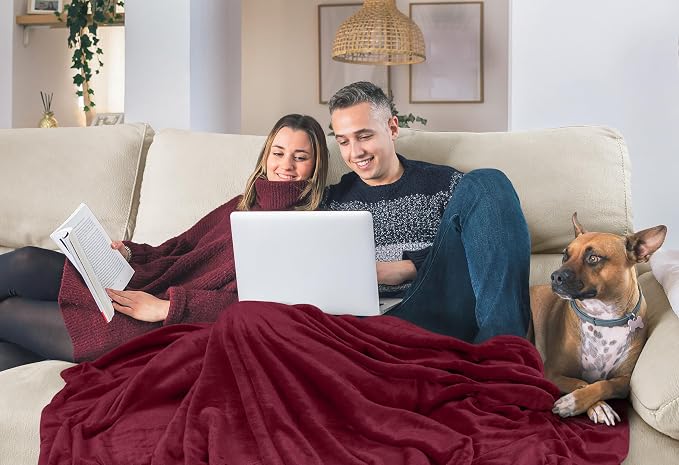 Utopia Bedding Soft Fleece Bed Blanket Twin Size Burgundy | Microfiber Plush - Image 7