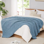L'AGRATY Chunky Knit Throw Blanket by LAGRATY