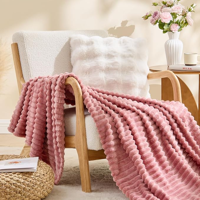 BEDELITE 3D Ribbed Jacquard Pink Fleece Throw Blanket - Image 4