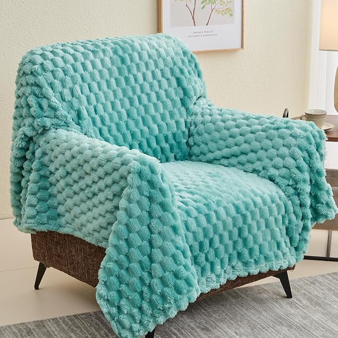 NEWCOSPLAY Fleece Clouds Cozy Twin Blanket - Image 9