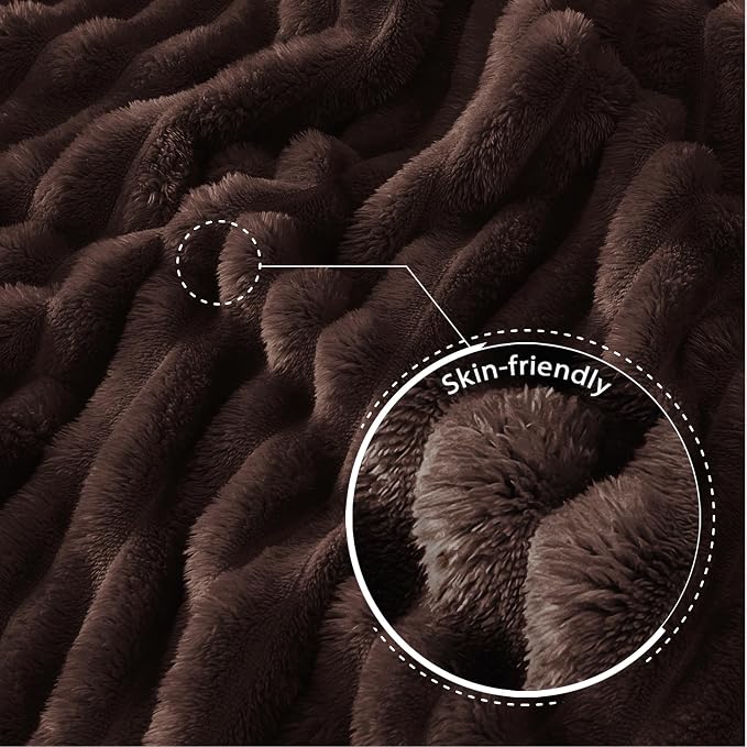 Exclusivo Mezcla Striped California King Size Fleece Blanket - Image 4