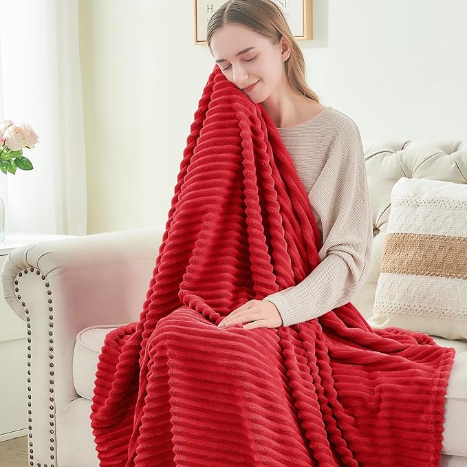 BEDELITE 3D Ribbed Jacquard Red Blankets Queen Size - Image 3