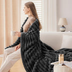 NEWCOSPLAY Fleece Ribbed Cozy King Blanket - Image 6