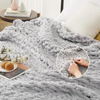 L'AGRATY Chunky Knit Throw Blanket - Image 3