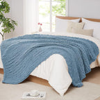 L'AGRATY Chunky Knit Throw Blanket by LAGRATY