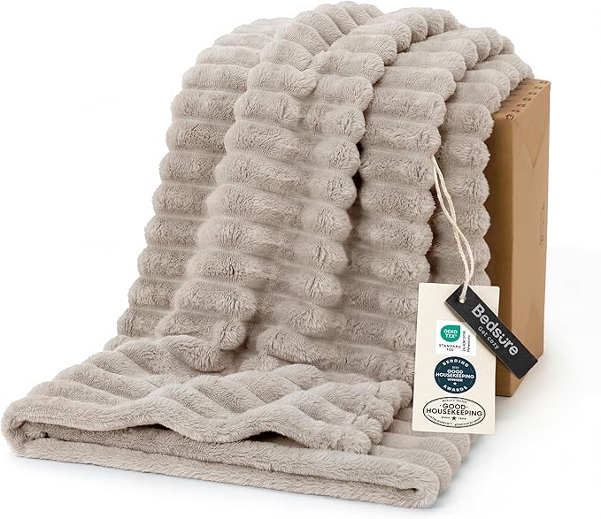 Bedsure Soft Twin XL Blanket for Bed Dorm Beige 66"x90" | Birthday Gifts for by Unknown