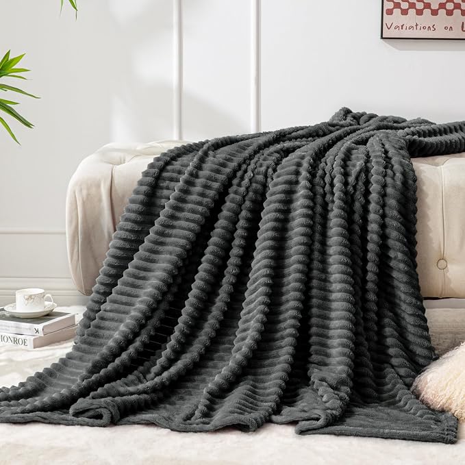 BEDELITE 3D Ribbed Charcoal Grey Fleece Throw Blanket - Image 2