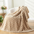 NEWCOSPLAY Fleece Clouds Cozy King Blanket - Image 7